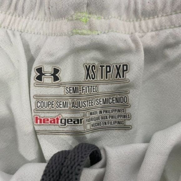 Under Armour XS HeatGear Neon Green Polka Dot Athletic Shorts For Youth Boys - Picture 2 of 3